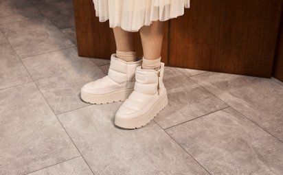 Zimné čižmy, bagandže, snehule a mäkké čižmy: Ktoré sa premočia najrýchlejšie?