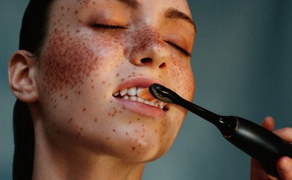 Žiarivý úsmev ako predsavzatie, stačí niekoľko minút denne