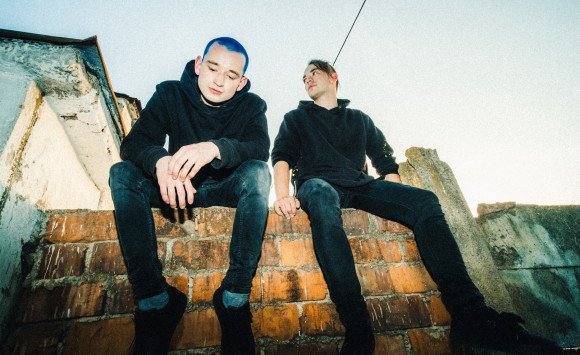 Kapela Brixtn vydáva singel 10 OUT OF 10, o mix sa postaral držiteľ Grammy