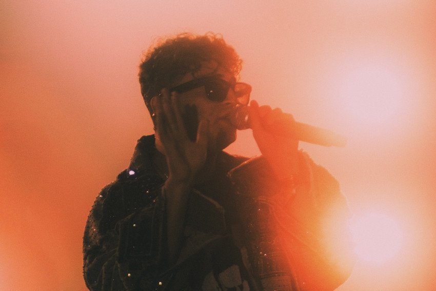 The Curly Simon prichádza s novinkou „Nebudeme plakať“