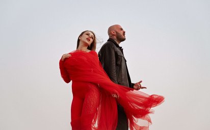 Majself a Nia opäť spojili sily. Novinka “Stále dúfam” prináša silnú emóciu