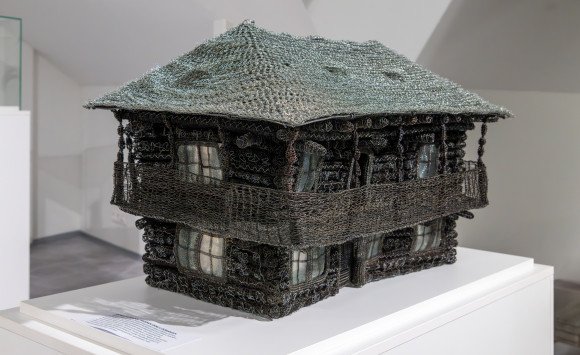 Čičmianske chalupy aj spomienky z detstva zakliate v drôte