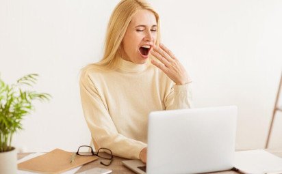 Spíte 8 hodín a ste unavení? Chyba môže byť v detailoch, ktoré prehliadate