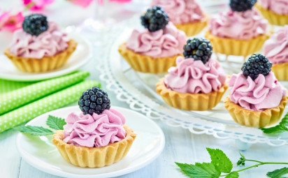 Tartaletky s čučoriedkovou náplňou