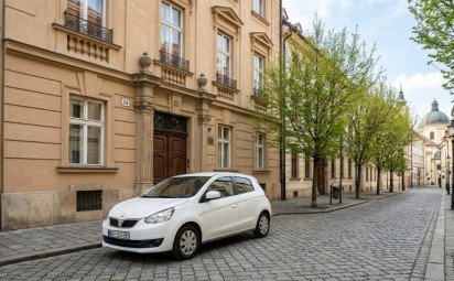 Dlhodobý prenájom auta Bratislava - čo to je, komu sa oplatí a čo sledovať