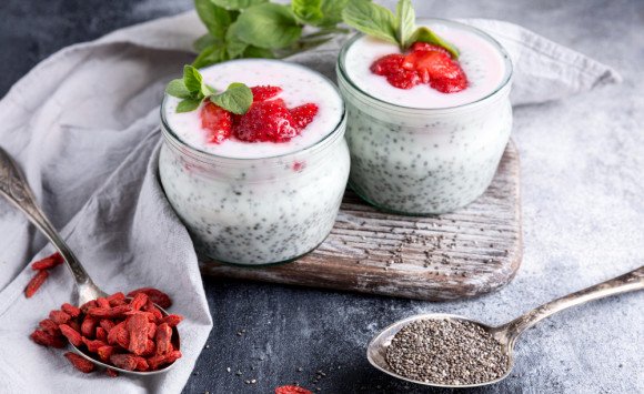 Ovocný chia puding s banánom a goji