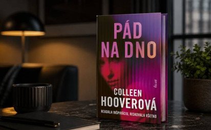 Temná hra medzi spisovateľkou a mužom, ktorý ju fascinuje aj desí. Pád na dno