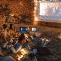 Letné večery s priateľmi: Keď chceš viac než len pivo a víno