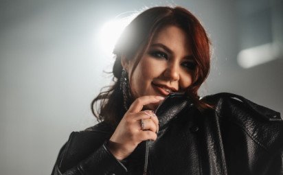 Celeste Buckingham vydáva Watch Me Win