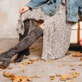 Riasené čižmy sú hitom jesene: Ako ich nosiť, aby vynikli a lichotili postave?