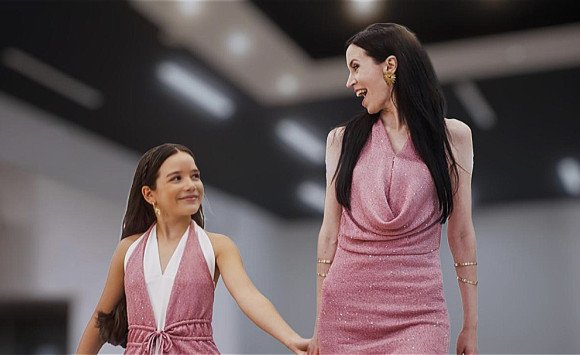 Patrícia Galbi prekonala strach z pódia. Piesňou Cesta dodáva odvahu ďalším