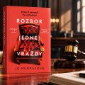 Obhajuje muža obvineného z vraždy. Prokurátorom je jej vlastný manžel!